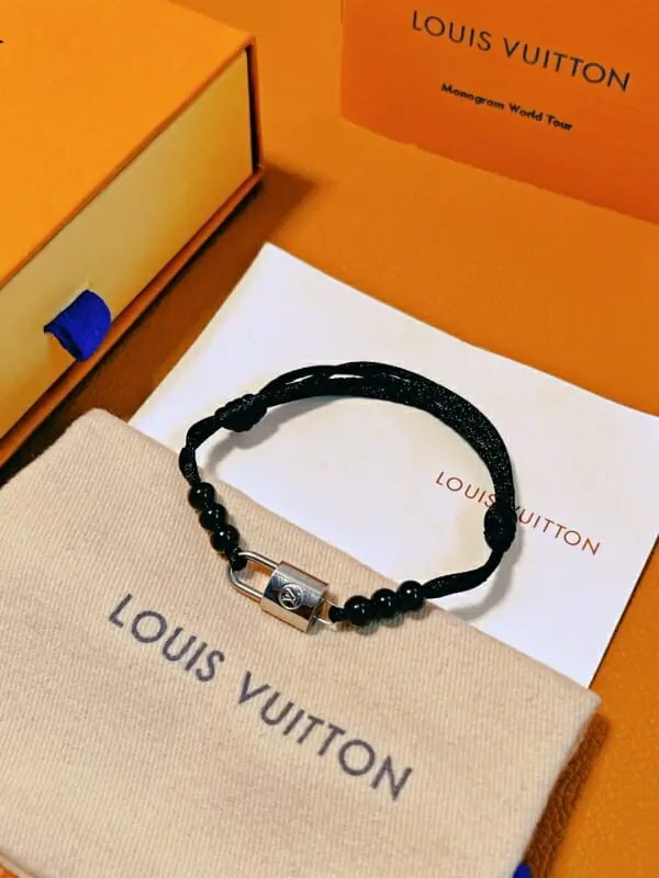 louis vuitton lv bracelets s_12242a4